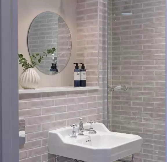 هتل Stanwell House