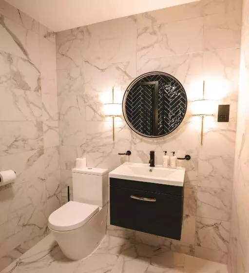 ホテル The Seafield Armscullen