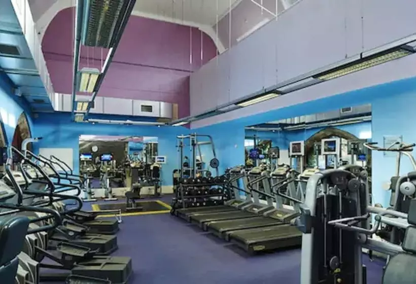 Stirling Highland Hotel  Part Of The Cairn Collection