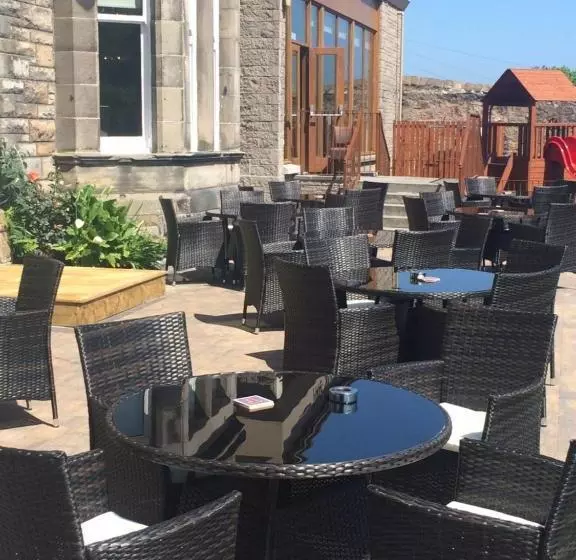 酒店 The Strathearn