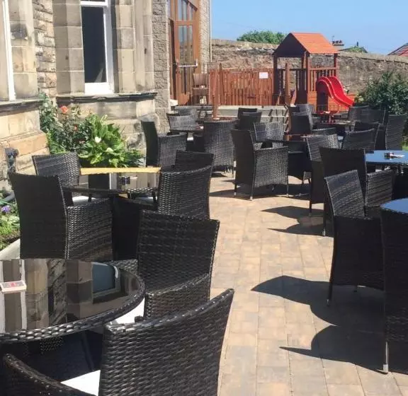 酒店 The Strathearn