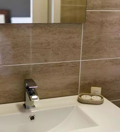 酒店 The Strathearn