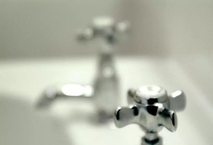 ホテル The Tontine