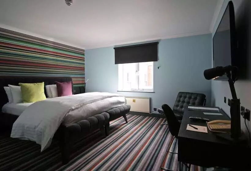 منتجع Village Hotel Wirral