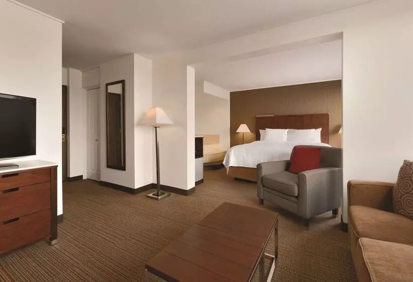 酒店 Coast Discovery Inn