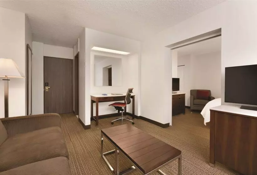 酒店 Coast Discovery Inn