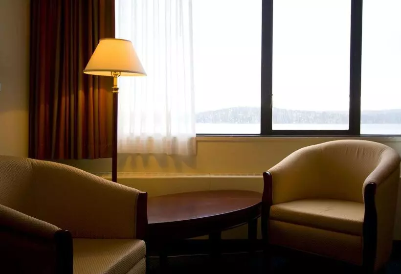 酒店 Coast Discovery Inn