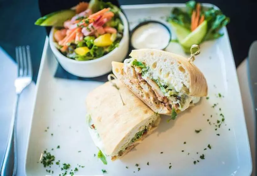 酒店 Coast Discovery Inn