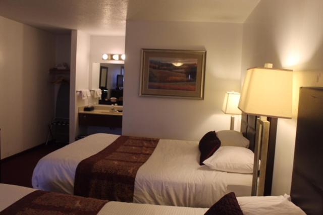 בית מלון כפרי Diamond Head Motor Inn