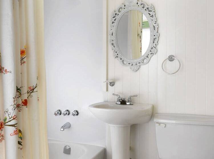 Hotel Pendray Inn And Tea House