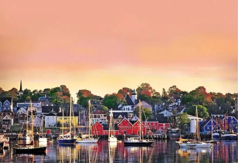 Отель Rum Runner Inn