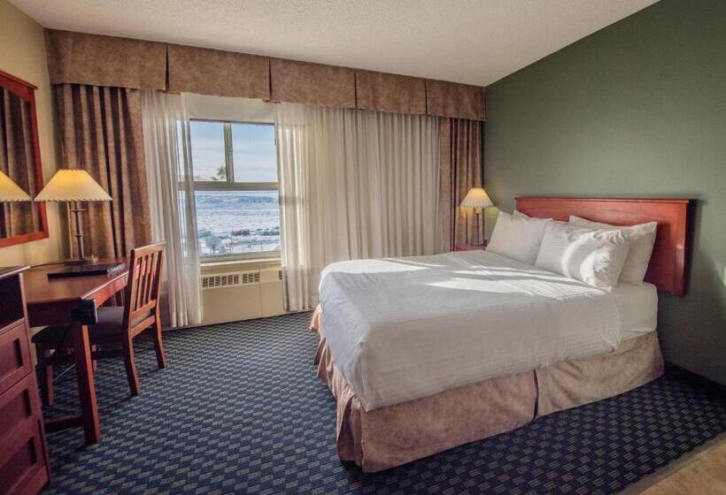 هتل The Frobisher Inn