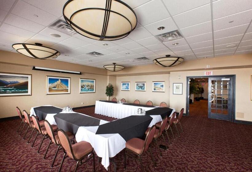 هتل The Frobisher Inn