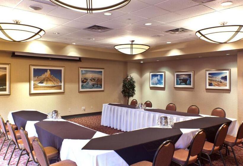 هتل The Frobisher Inn