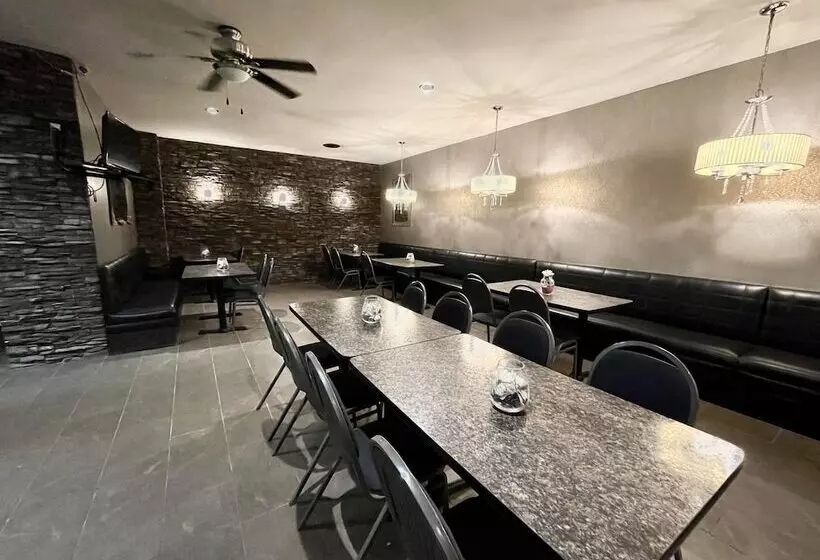 فندق Travelodge By Wyndham Winnipeg Airport