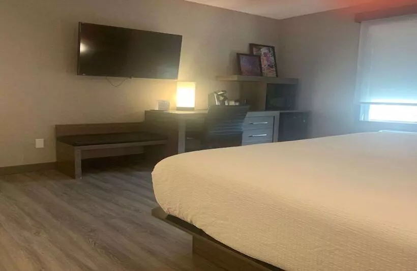 فندق Best Western Plus West Edmonton