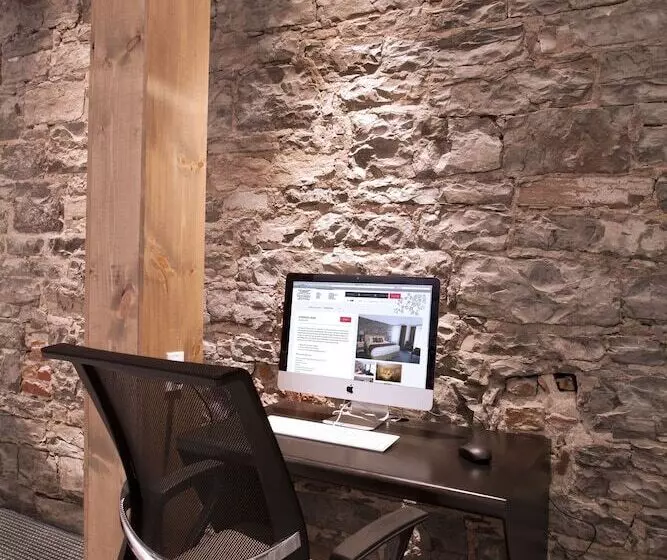 هتل Du Vieux Quebec