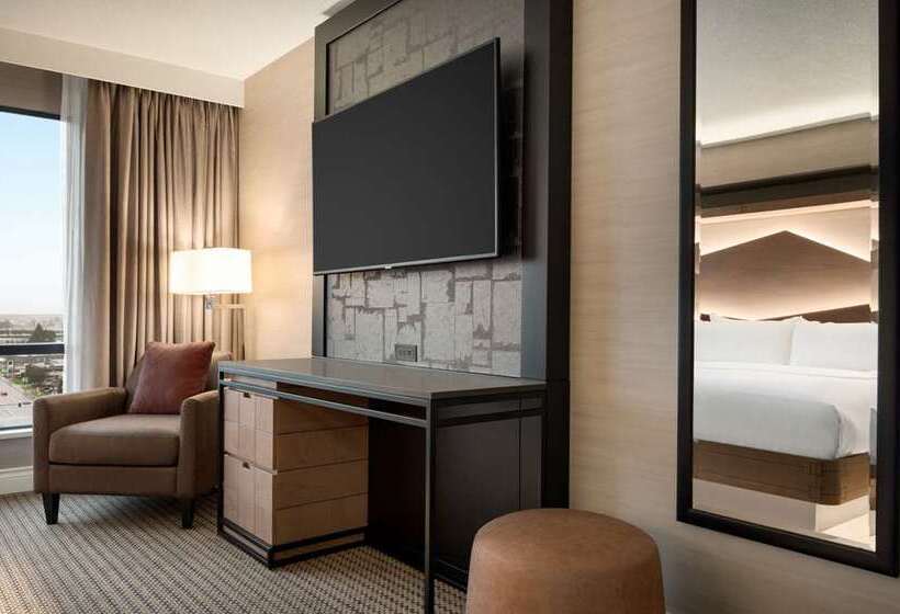 בית מלון כפרי Hilton Vancouver Airport