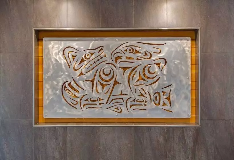 Отель Inn On Long Lake