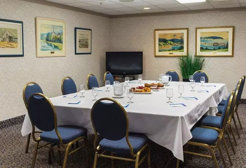 בית מלון כפרי Maritime Inn Antigonish