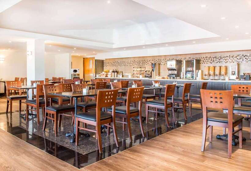 Quality Hotel Dorval Aeroport