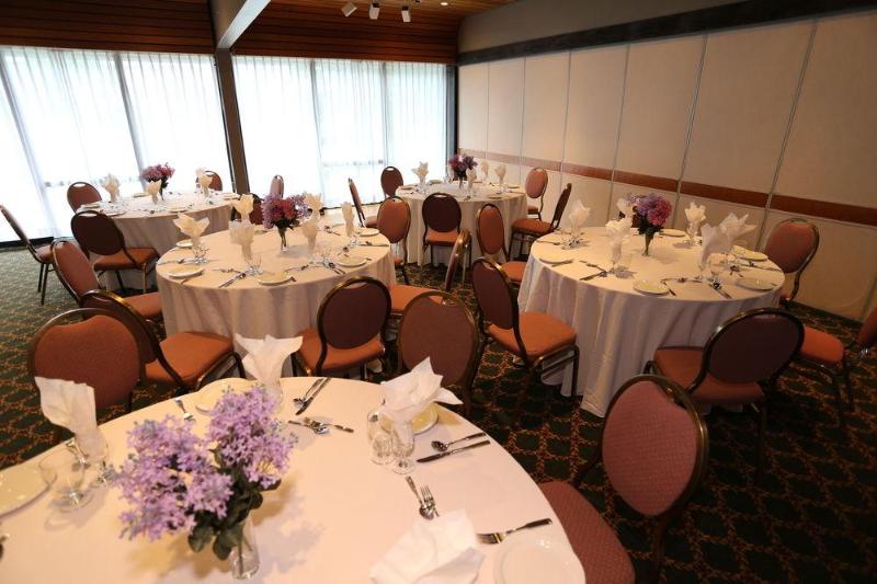 ホテル S Gouverneur Septiles