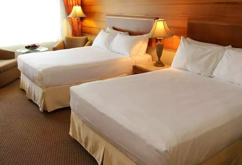 فندق S Gouverneur Septiles