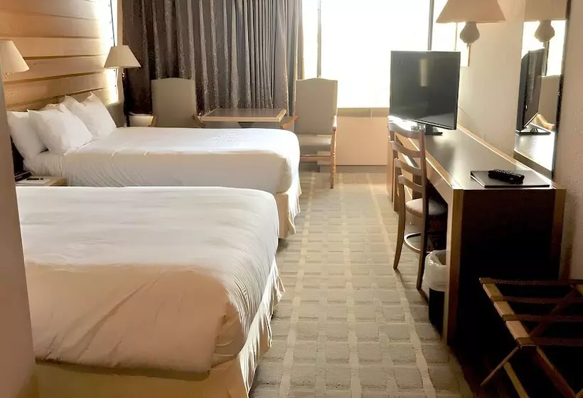 فندق S Gouverneur Septiles