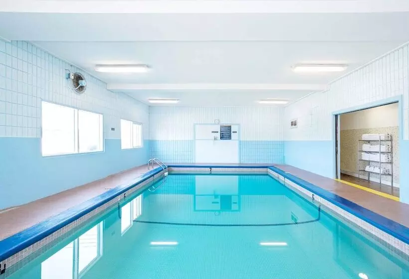 Sandman Hotel Cranbrook