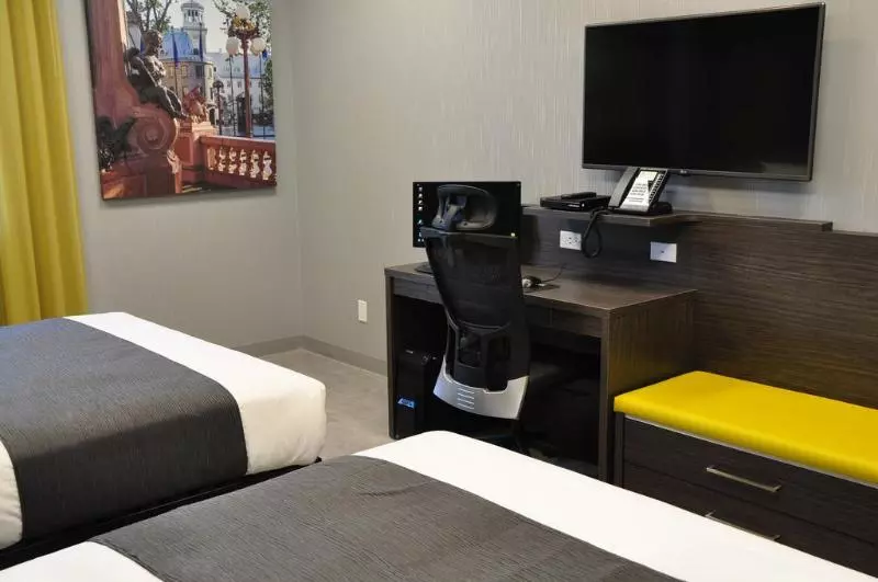 هتل & Suites Le Dauphin Quebec