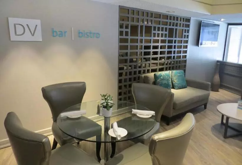 Toronto Don Valley Hotel And Suites