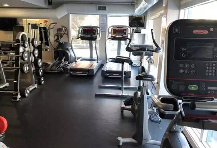 리조트 Chateau Canmore