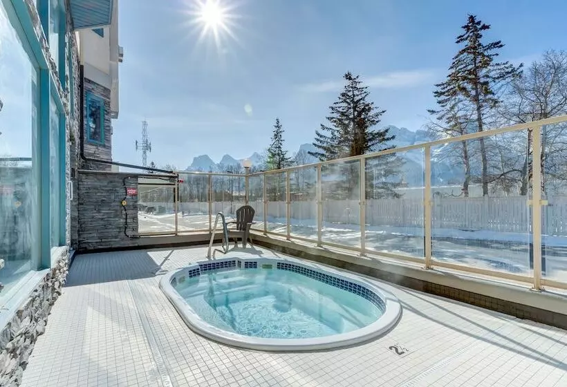 리조트 Chateau Canmore