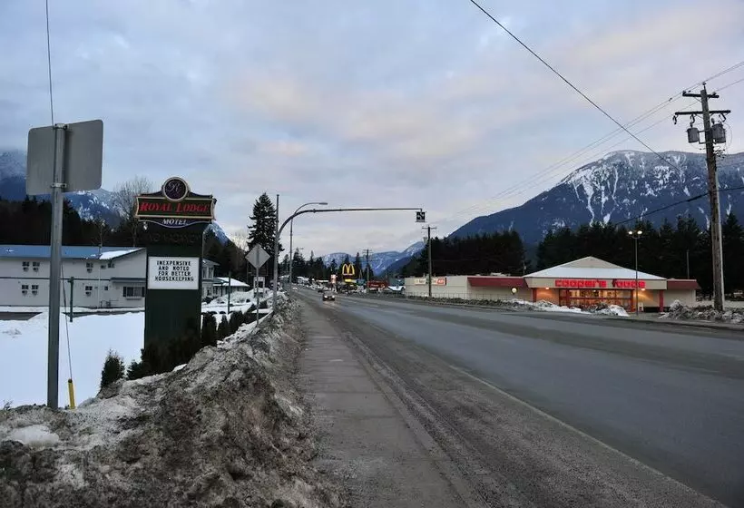 Royal Lodge Motel