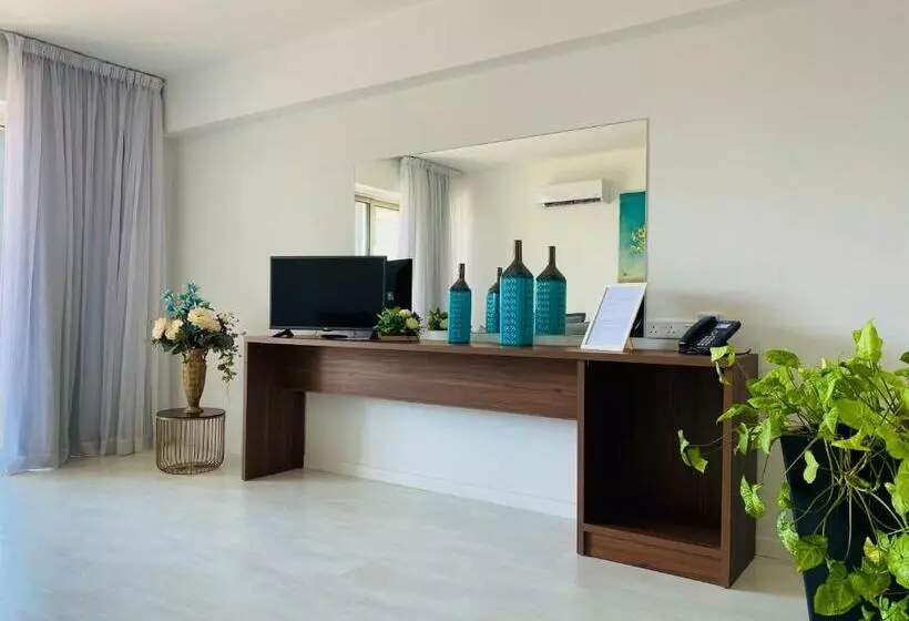 Eleonora Hotel Apartments