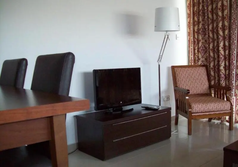 Eleonora Hotel Apartments