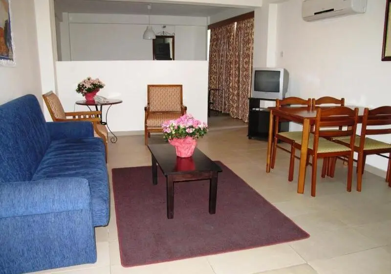 Eleonora Hotel Apartments