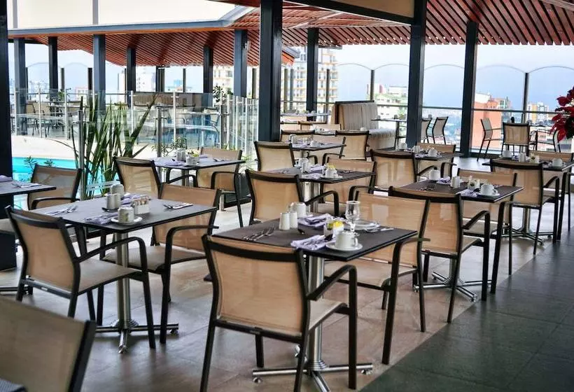 Отель Dann Carlton Bucaramanga