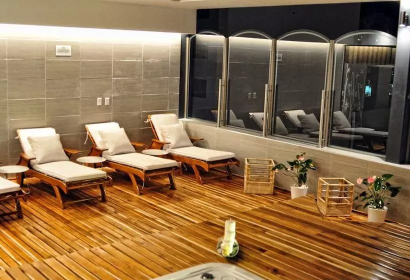 Отель Dann Carlton Bucaramanga