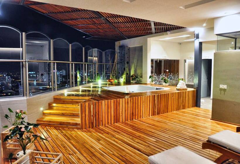 هتل Dann Carlton Bucaramanga