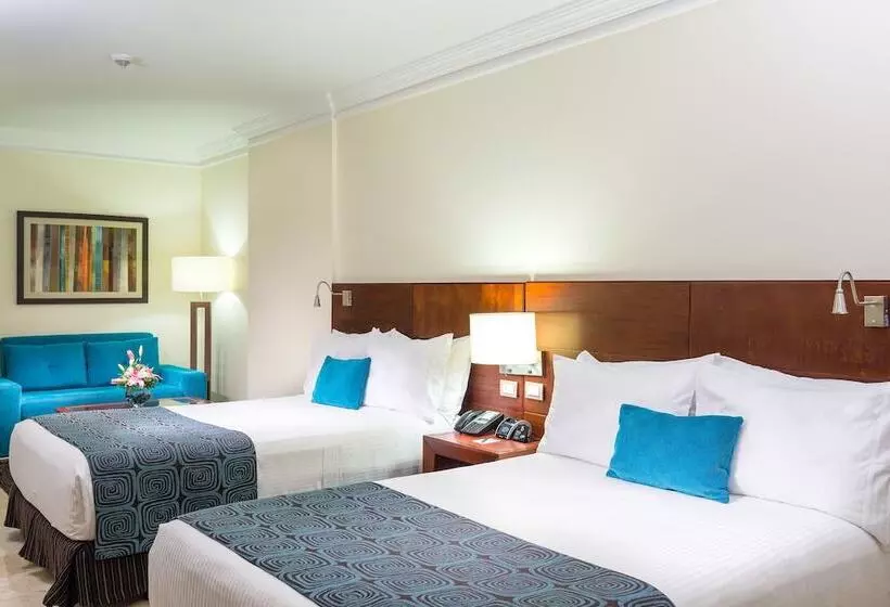 Отель Dann Carlton Bucaramanga