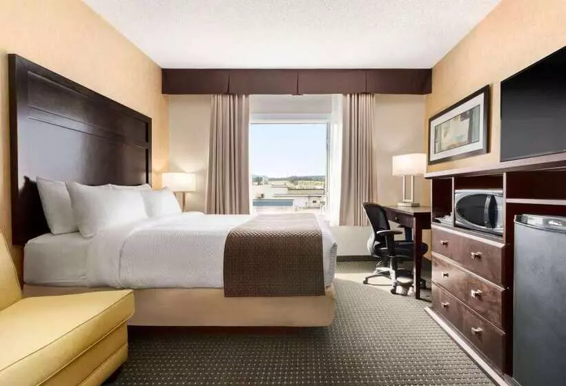 ホテル Days Inn By Wyndham Cranbrook Conference Centre