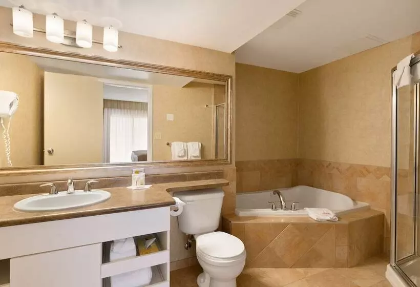 ホテル Days Inn By Wyndham Cranbrook Conference Centre