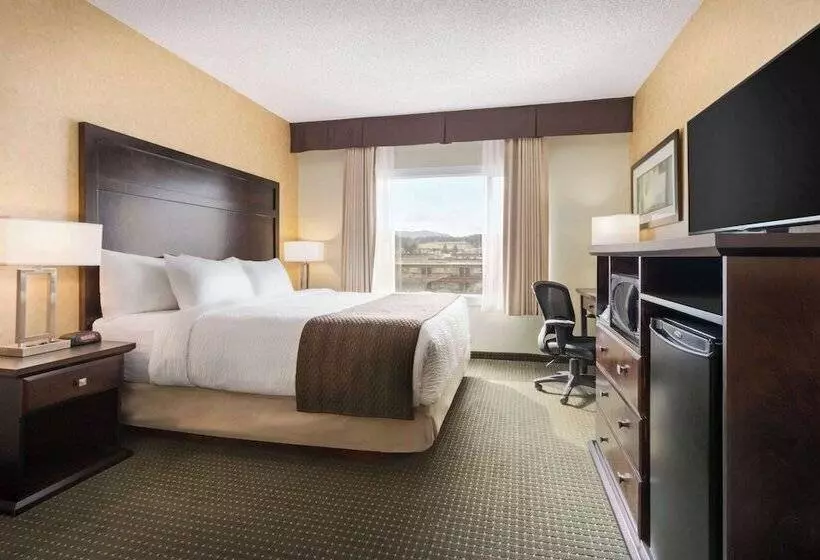 ホテル Days Inn By Wyndham Cranbrook Conference Centre