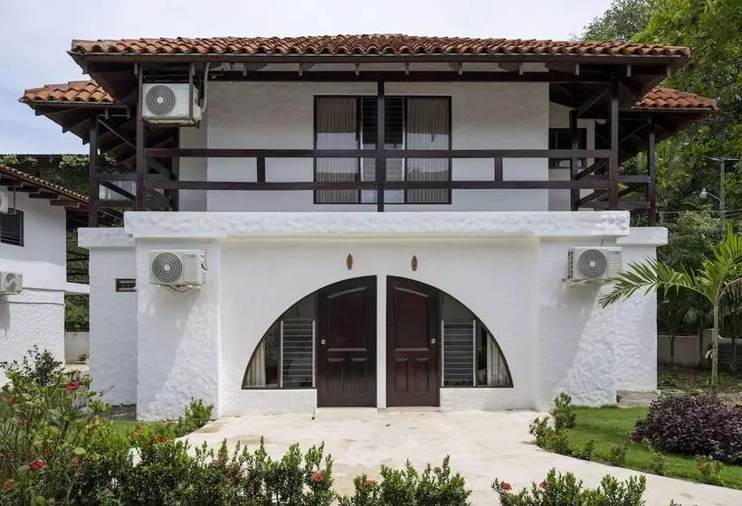 Hotel Fuego Del Sol Beachfront