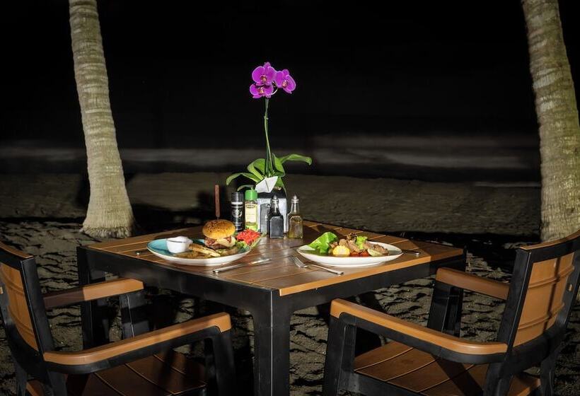 هتل Fuego Del Sol Beachfront