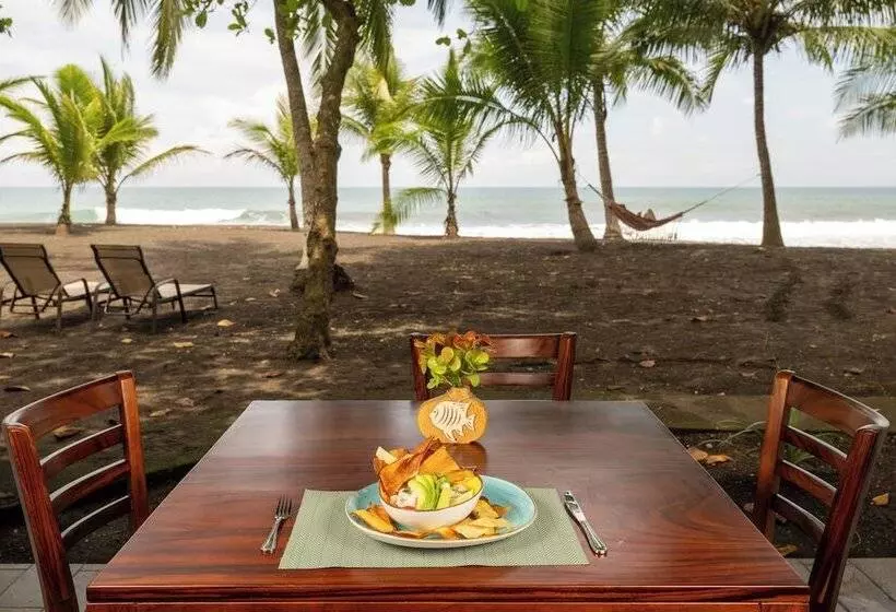 Hotel Fuego Del Sol Beachfront