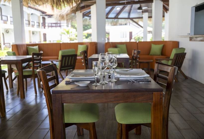 هتل Fuego Del Sol Beachfront