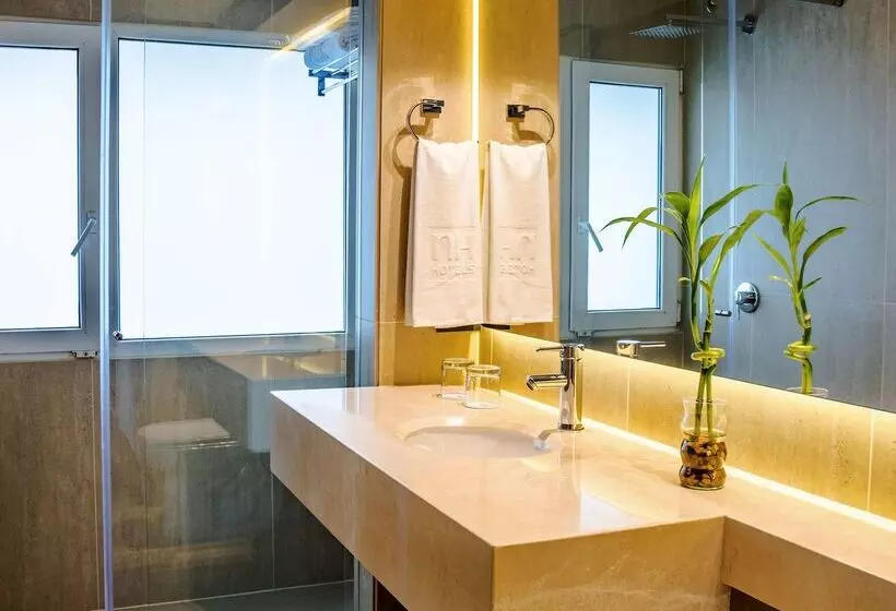 Hotel NH Bogota Pavillon Royal