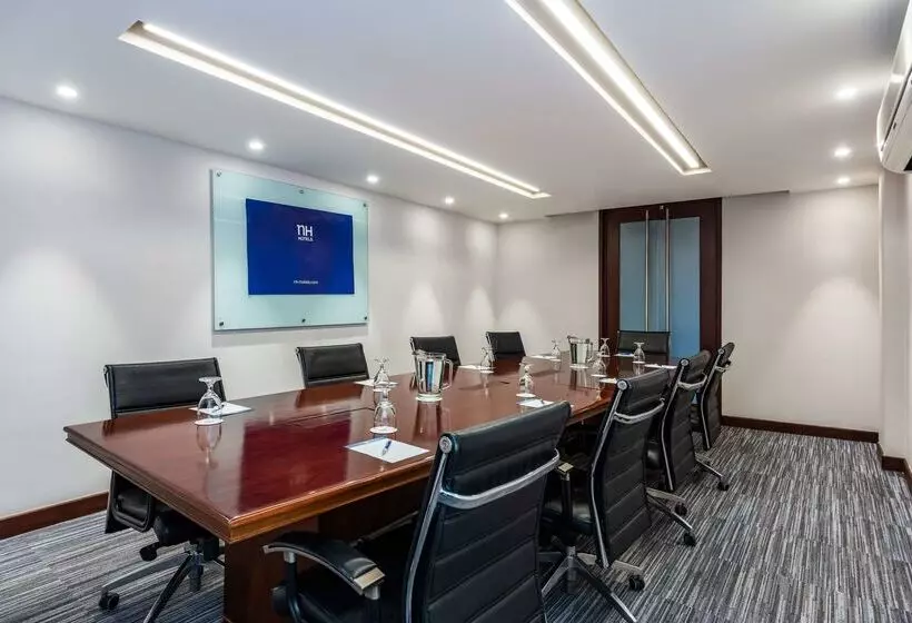 Hotel NH Bogota Pavillon Royal